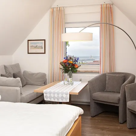 Апартаменты Appartementhaus Bracht - Moewennest Йюст